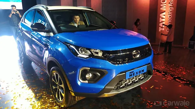 Tata Nexon facelift launched in India, prices start at Rs 6.95 lakhs Tata Nexon facelift launched in India, prices start at Rs 6.95 lakhs