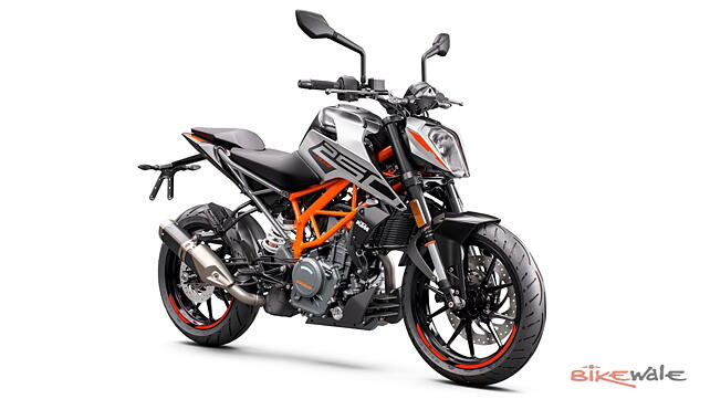 KTM 250 Duke Front Right Three-Quarter