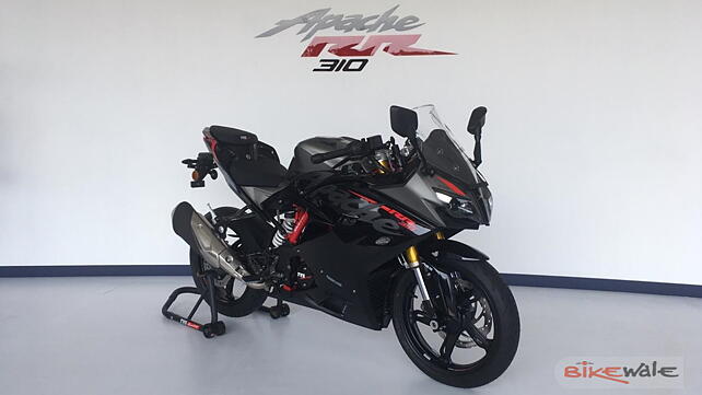 TVS Apache RR310 Right Front Three Quarter