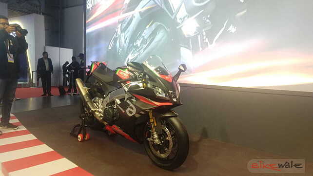 Aprilia RSV4 RF Right Front Three Quarter