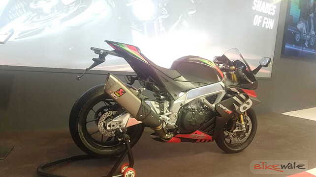 Aprilia RSV4 RF Right Side