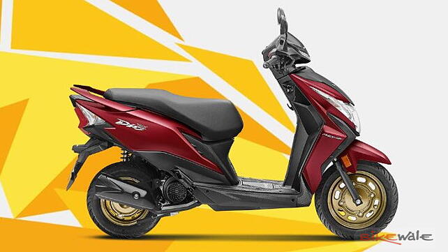 Honda Dio Right Side