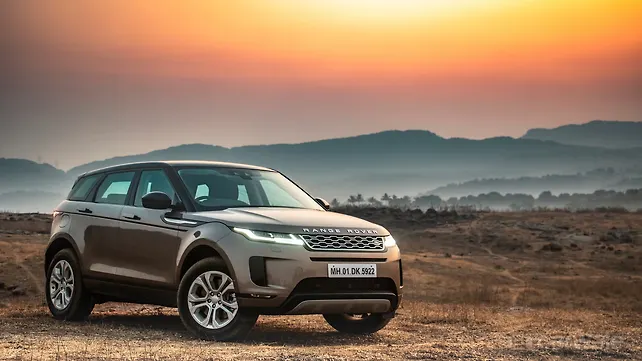 Land Rover Range Rover Evoque Right Front Three Quarter