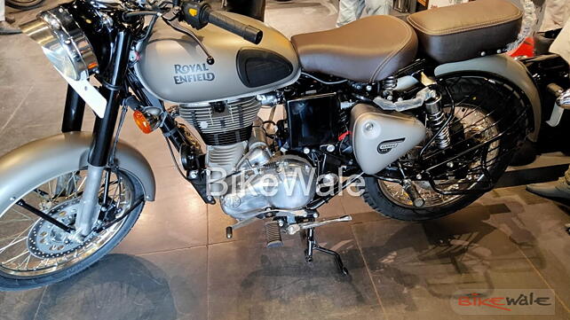 Royal Enfield Classic 350 Left Side View