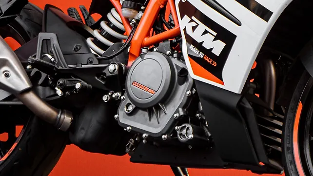 rc 390 bs6 specifications