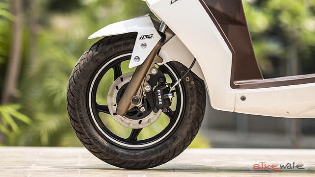 Hero Maestro Edge 125 Front Wheel & Tyre