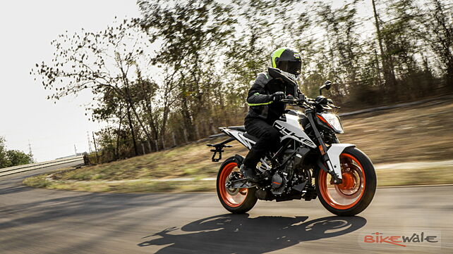 New KTM 200 Duke BS6 Review Image Gallery