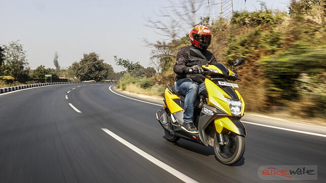 TVS Apache RTR 200 4V Action