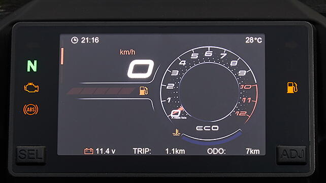 CFMoto 300SR Instrument Panel