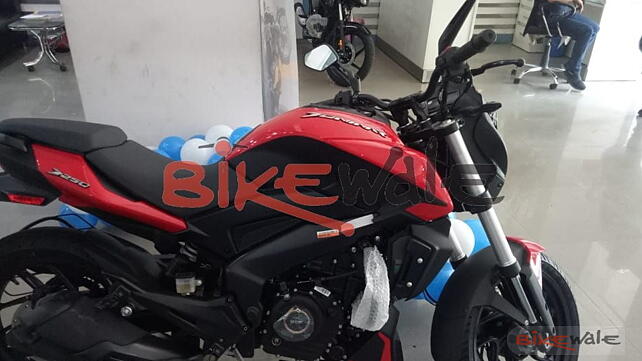 Bajaj Dominar 250 Right Side