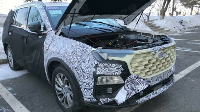 2021 Ford Endeavour spied testing for the first time