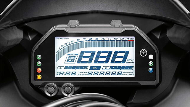 Yamaha YZF R3 Instrument cluster