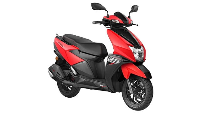 Suzuki Burgman Street 125 Front view