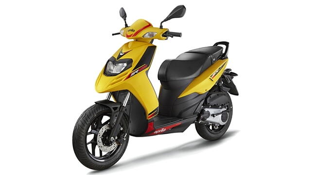 Suzuki Burgman Street 125 Front view