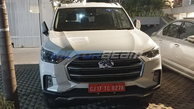 MG Gloster spied; the Toyota Fortuner rival to launch by end-2020