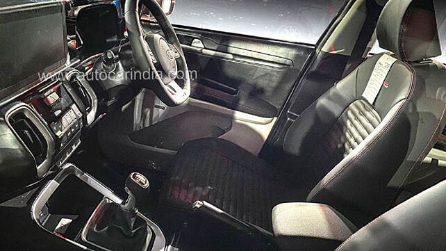 Kia Sonet interior spied; gets ventilated seats