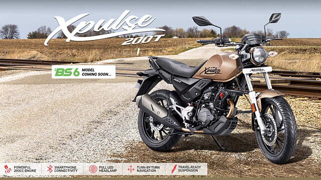 Hero Xpulse 200T Right Front Three Quarter