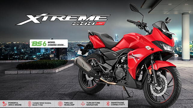 Hero Xtreme 200S Right Front Three Quarter