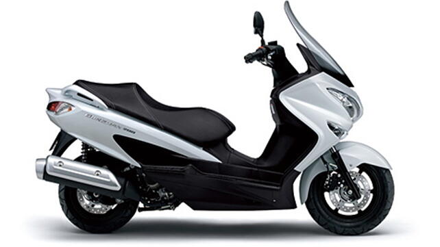 Suzuki Burgman Street 125 Left Side View