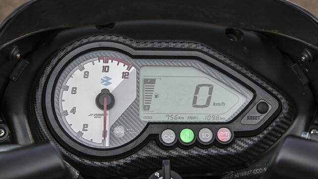 Bajaj Pulsar 150 Instrument cluster