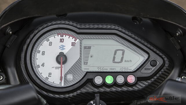 Bajaj Pulsar 150 Instrument cluster