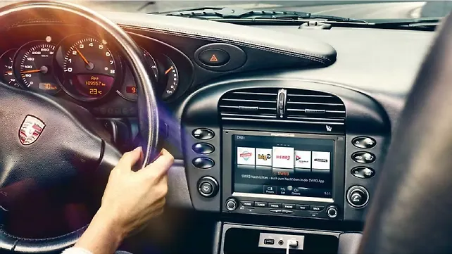Porsche launches touchscreen infotainment systems for classic 911 models Porsche launches touchscreen infotainment systems for classic 911 models
