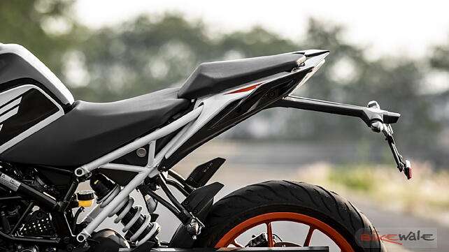 KTM 200 Duke Rear view