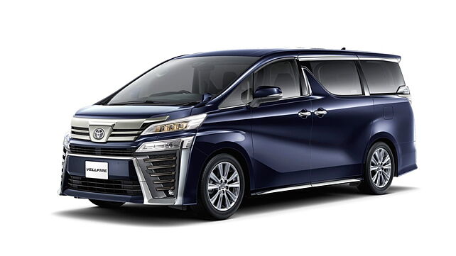 Toyota Vellfire Golden Eyes and Alphard Type Gold unveiled in Japan