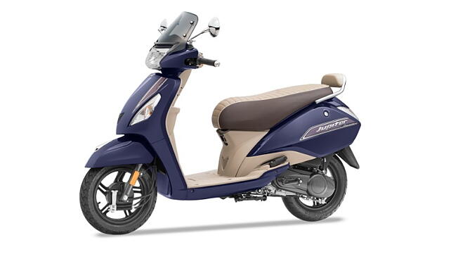 TVS Jupiter Front Left Three-Quarter