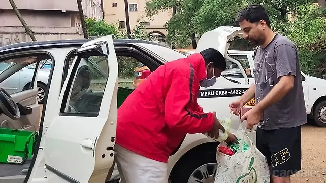Coronavirus pandemic: Cab operators pitching in to offer essential services Coronavirus pandemic: Cab operators pitching in to offer essential services