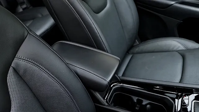 Interior Front Centre Arm Rest