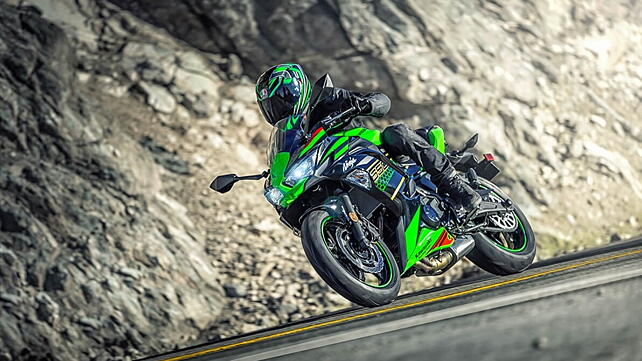 Kawasaki Ninja 650 [2020] Action