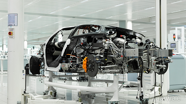 McLaren Speedtail engine specification revealed - CarWale