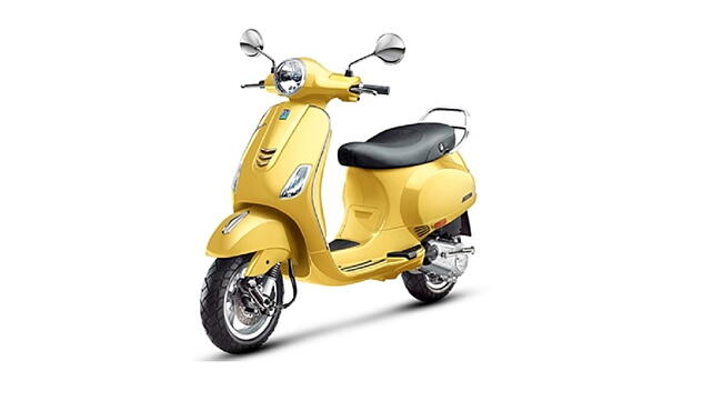 Vespa SXL 149 Left Front Three Quarter