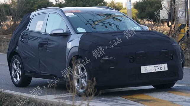 Hyundai Kona facelift spotted testing in South Korea