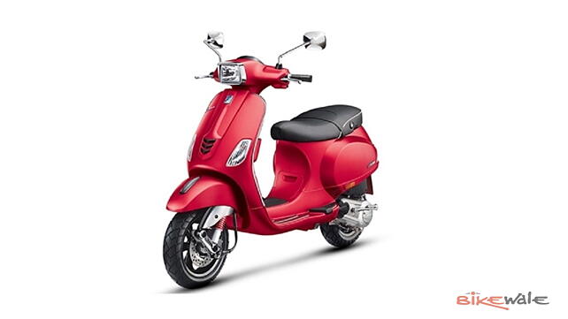 Vespa SXL 149 Front Left Three-Quarter