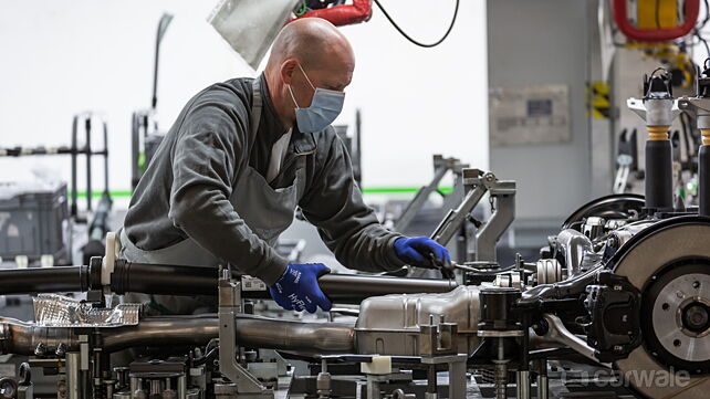 Bentley Motors resumes production in England