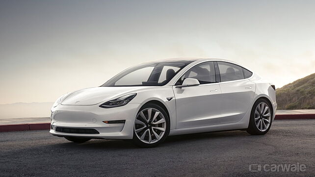 Tesla working on low-cost battery with longer life to equate EV cost