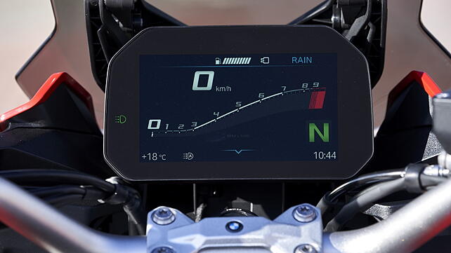 BMW F900XR Instrument cluster