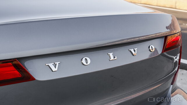 Volvo to limit top speed of new cars to 180kmph