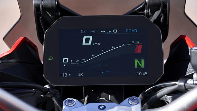 BMW F900XR Instrument cluster