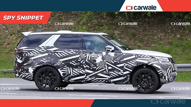 New Land Rover Discovery facelift spotted testing New Land Rover Discovery facelift spotted testing