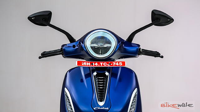 Bajaj Chetak Front view