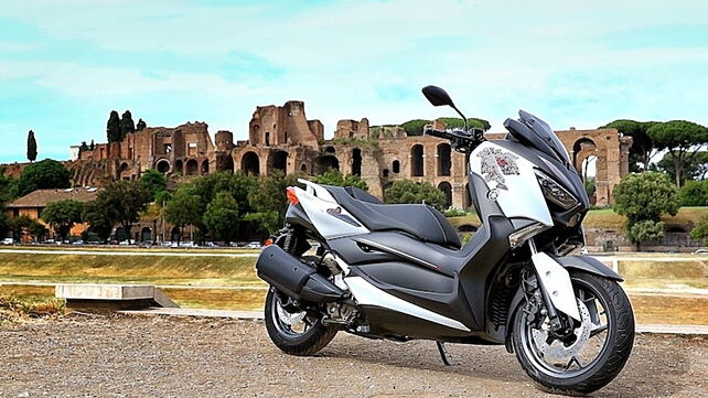 Yamaha XMax 300 Roma limited-edition scooter unveiled
