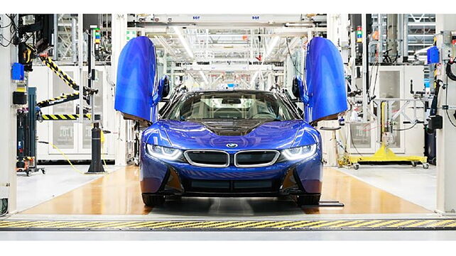 BMW i8 production comes to an end; last unit rolls off the production line