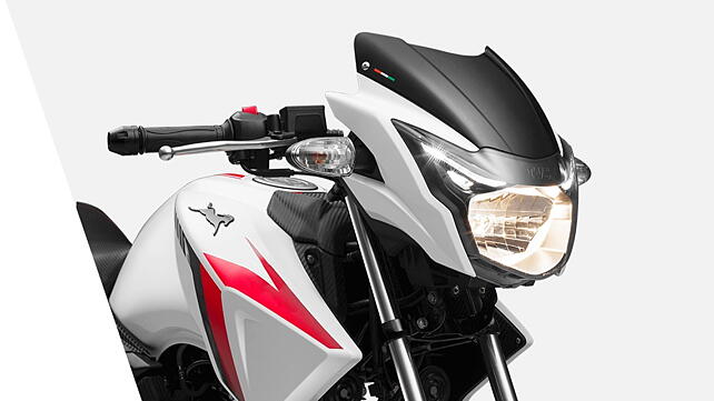 Bajaj Pulsar 150 Headlamp