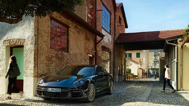 Porsche Panamera 4 10 Years Edition - Now in pictures Porsche Panamera 4 10 Years Edition - Now in pictures