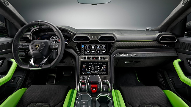 Lamborghini urus interior