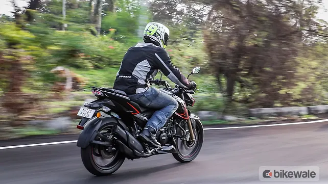 TVS Apache RTR 200 4V Exterior