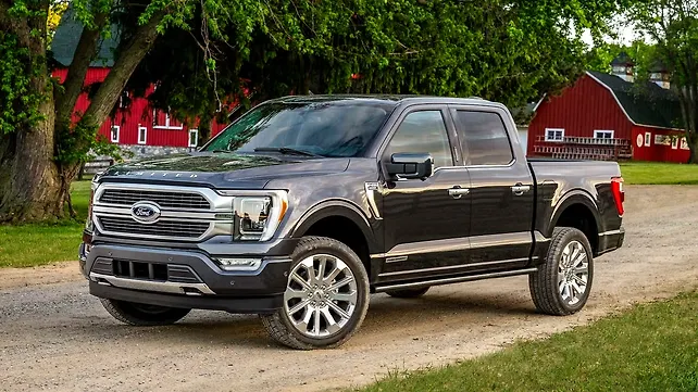 Ford Brings Wireless CarPlay to the 2021 F-150 Pickup